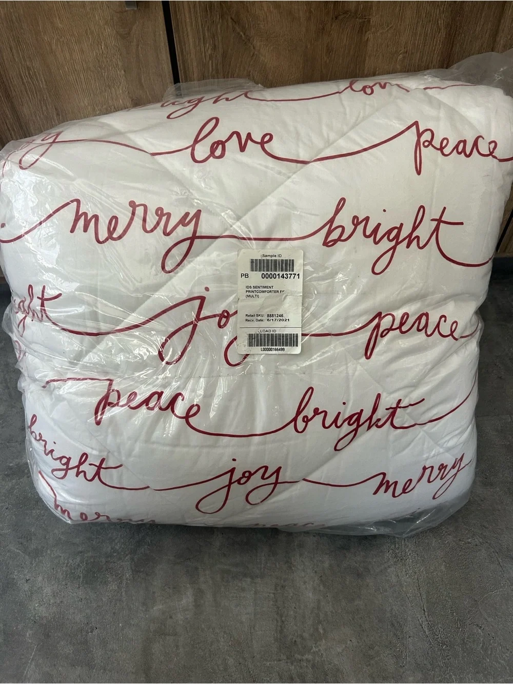 Pottery Barn Sentiment Christmas Holiday Comforter Full Queen Sample NWOT